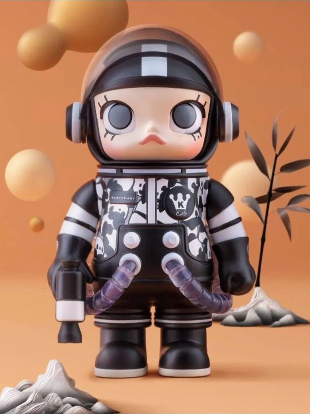 Mega Space Molly 100% Series 2 Figures - “Mellin Panda”